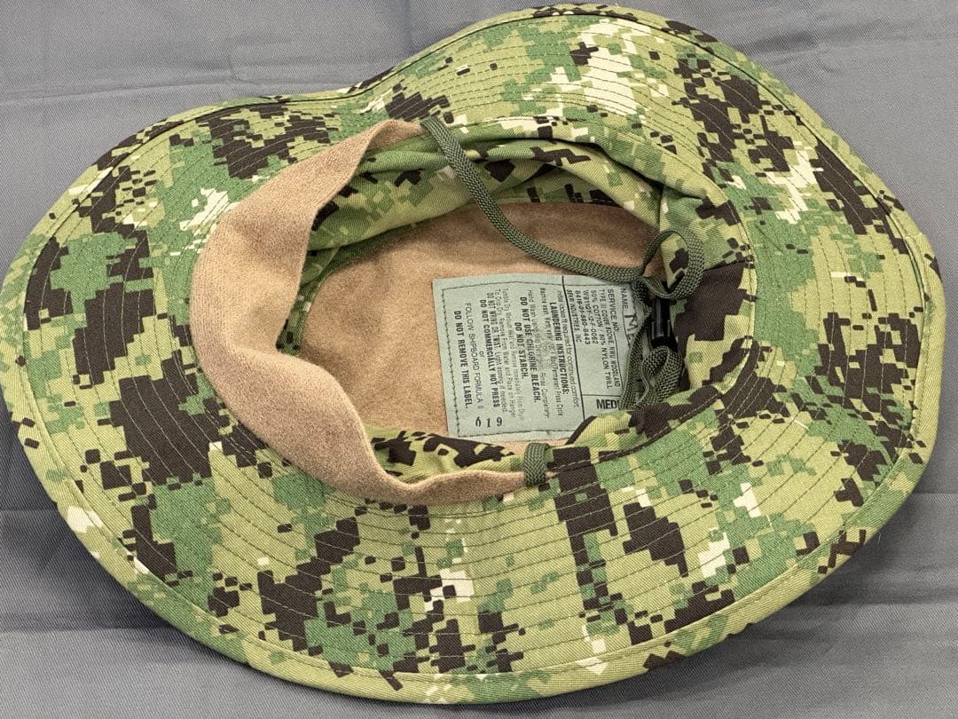 NWU AOR2 ブーニーハット Midium 実物 米軍放出品