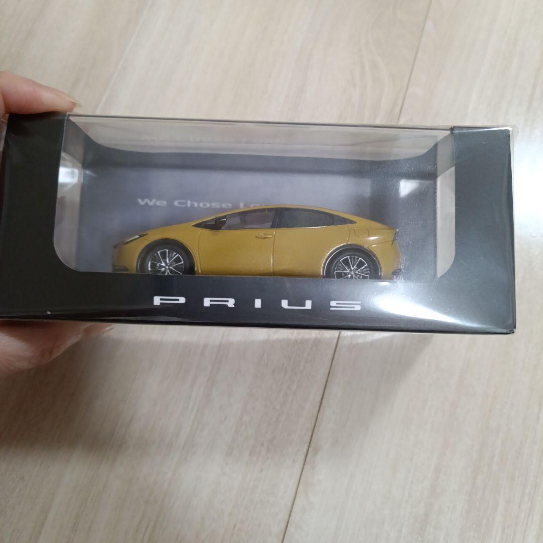 ***様 トヨタ ミニカー 非売品 ランドクルーザー プリウス