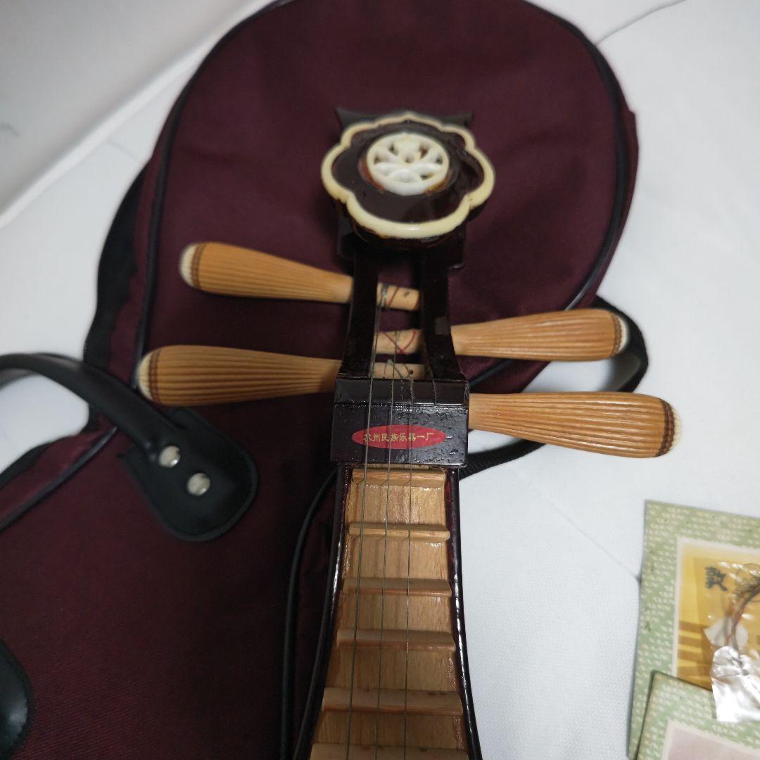 中国琵琶　ケース付き　柳琴　りゅうきん　リウチン