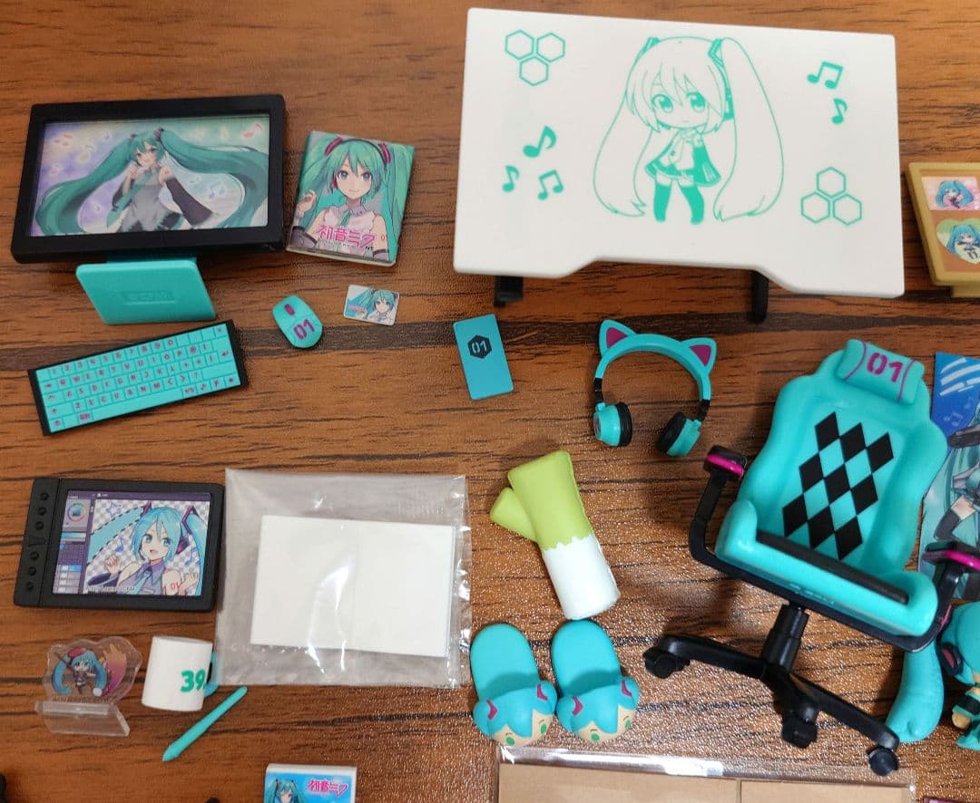 リーメント 初音ミク ミクミクルーム コンプリート 全８種類セット