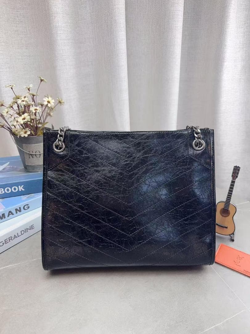 YSL Niki ブラックレザー ショルダーバッグ