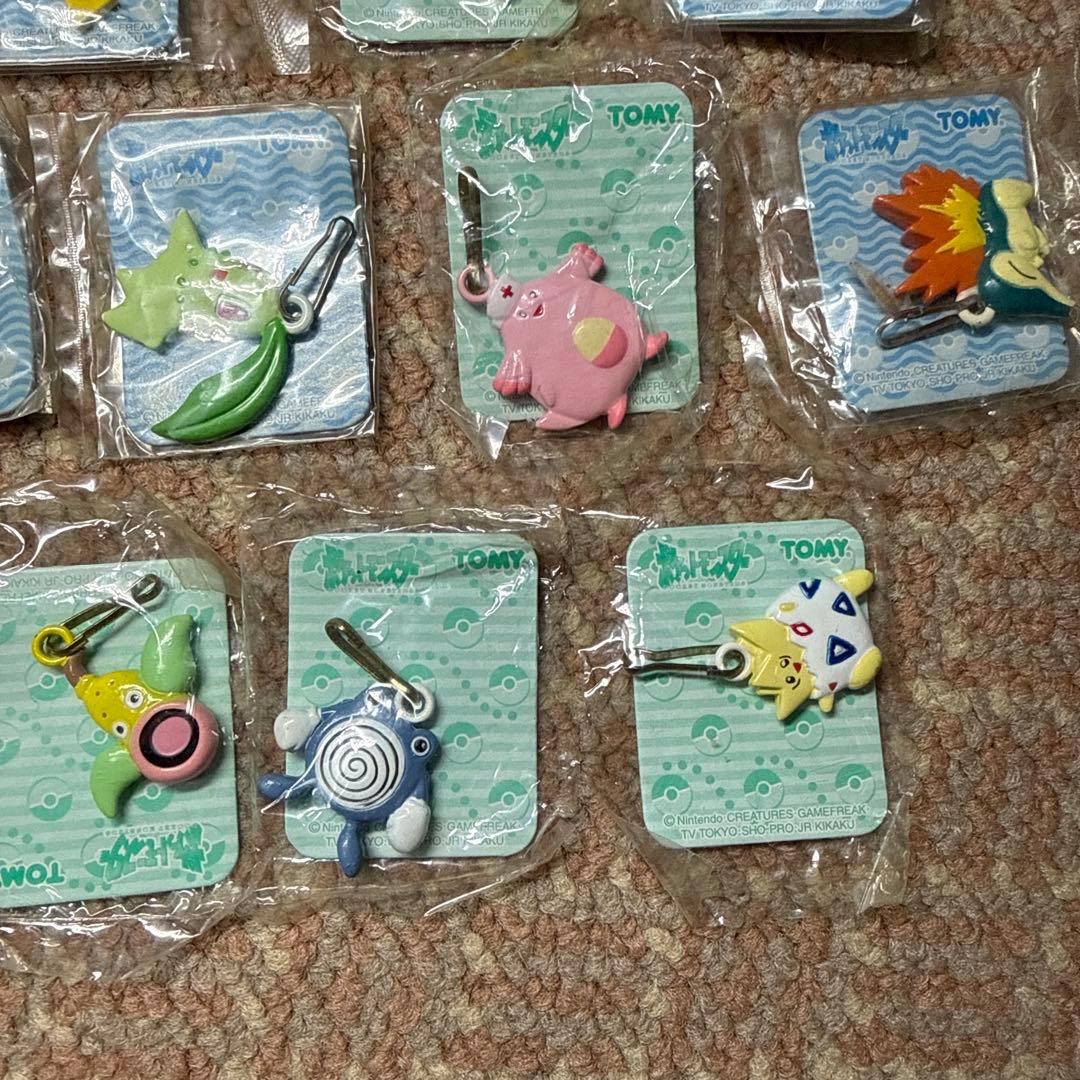 未開封 レトロ 当時物 ポケモン TOMY メタルチャーム