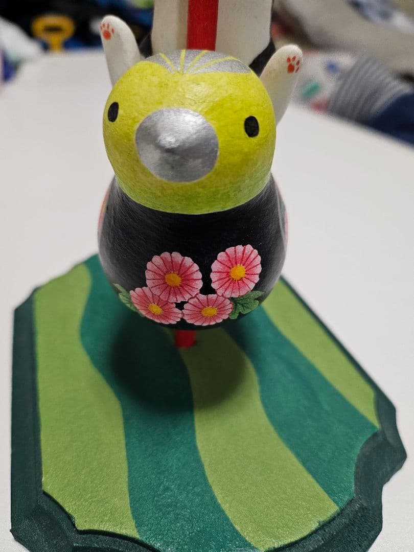 天野千恵美　猫と鳥の置物　石粉粘土