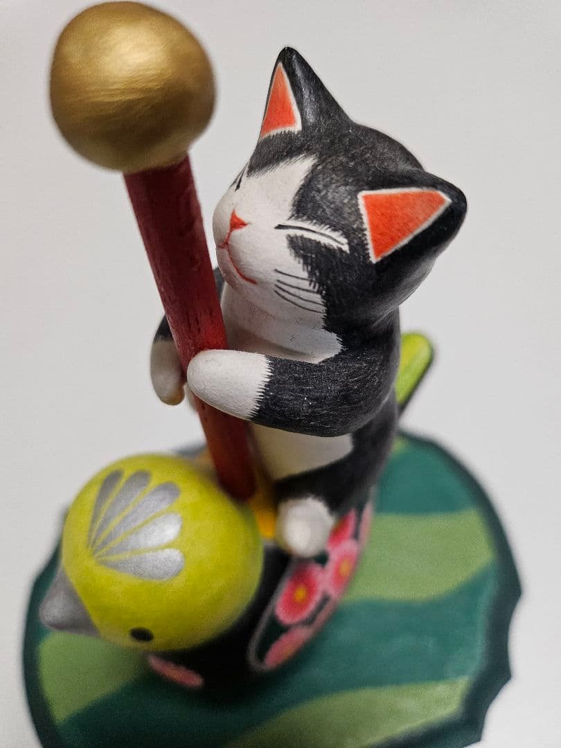 天野千恵美　猫と鳥の置物　石粉粘土
