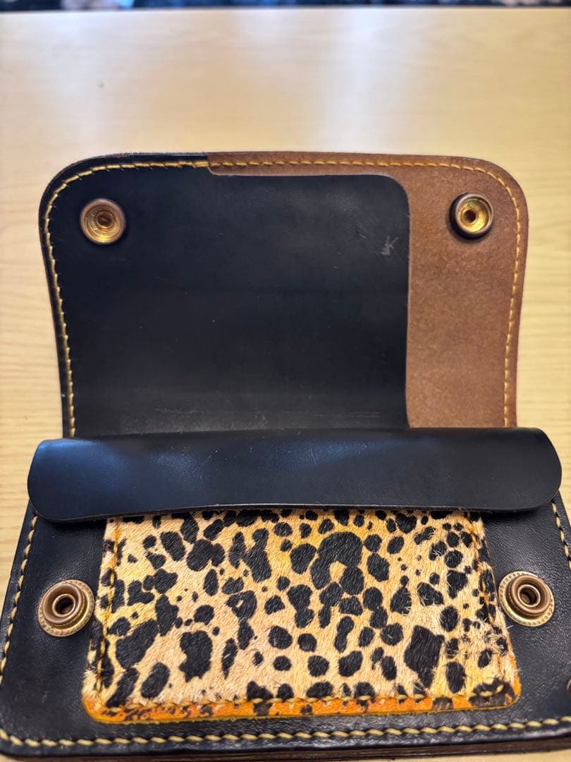 トラッカーウォレット黒　チョコチップさん