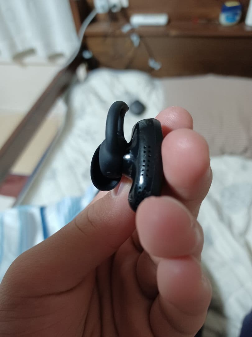 BOSEのイヤホン片耳！