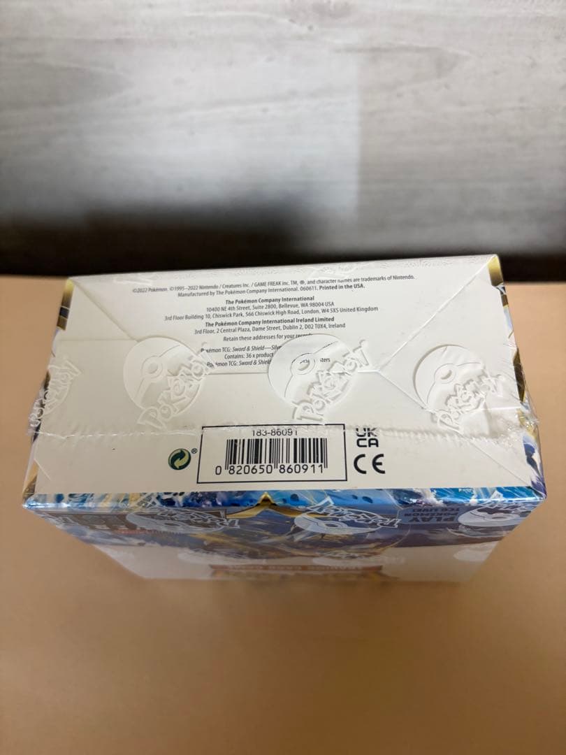 海外版　英語　Pokémon Sword & Shield box 新品未開封