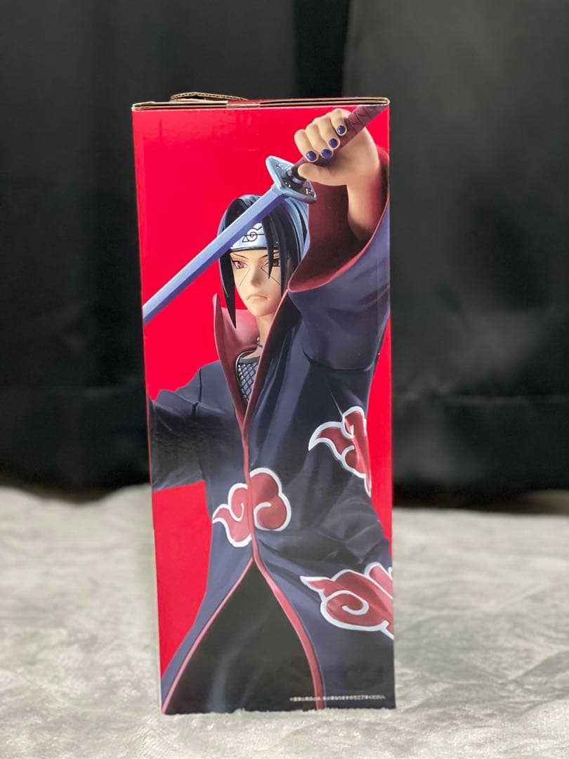 NARUTOP99 うちはイタチ フィギュア 「ランダムナルトステッカー付き！」
