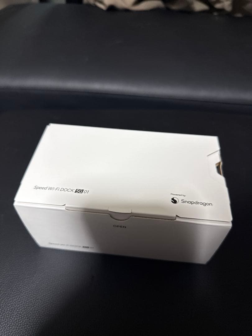 Speed Wi-Fi DOCK 5G 01 ブラック　新品