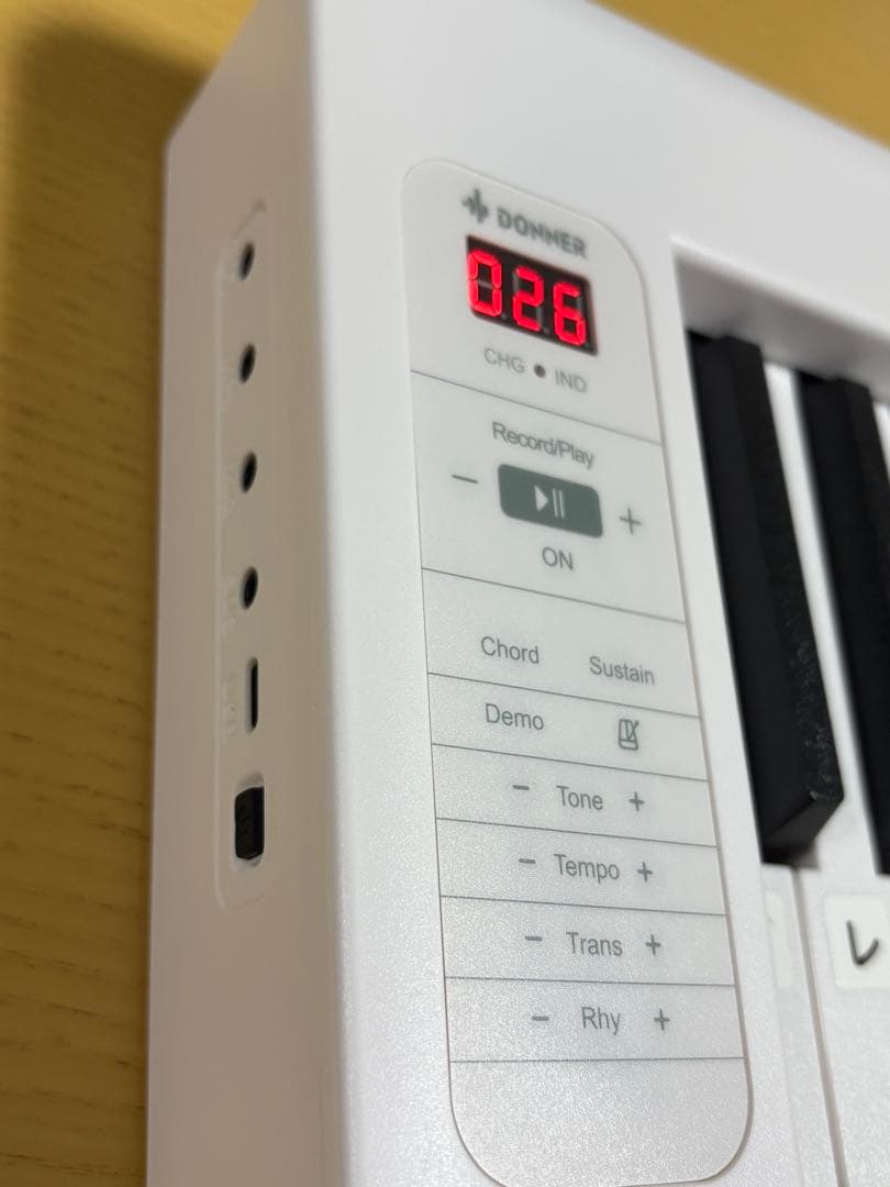 DONNER 折りたたみ電子ピアノ 61鍵 ペダル・譜面台付き