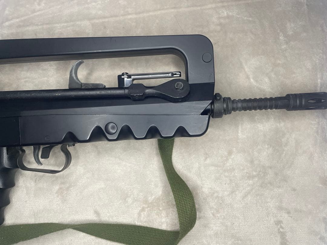 動作未確認　東京マルイ製　スタンダード電動ガン　FAMAS　箱付き