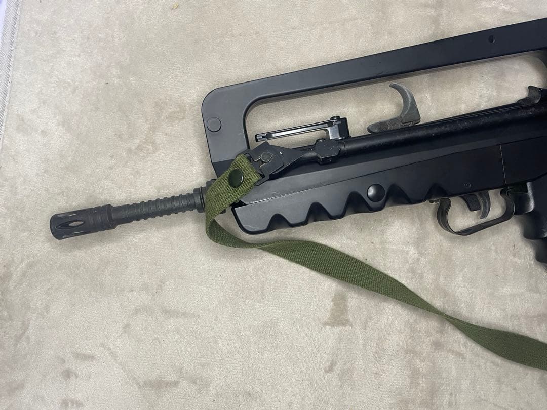 動作未確認　東京マルイ製　スタンダード電動ガン　FAMAS　箱付き