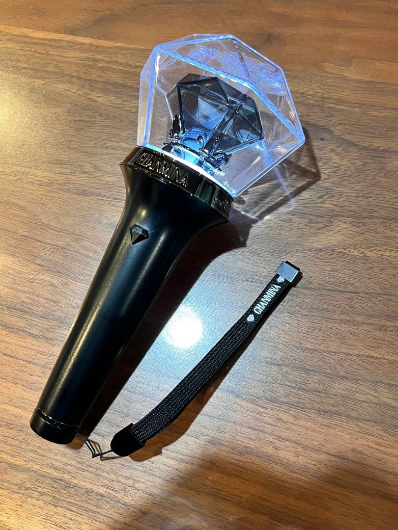 ちゃんみな AREA OF DIAMOND4 公式ペンライト