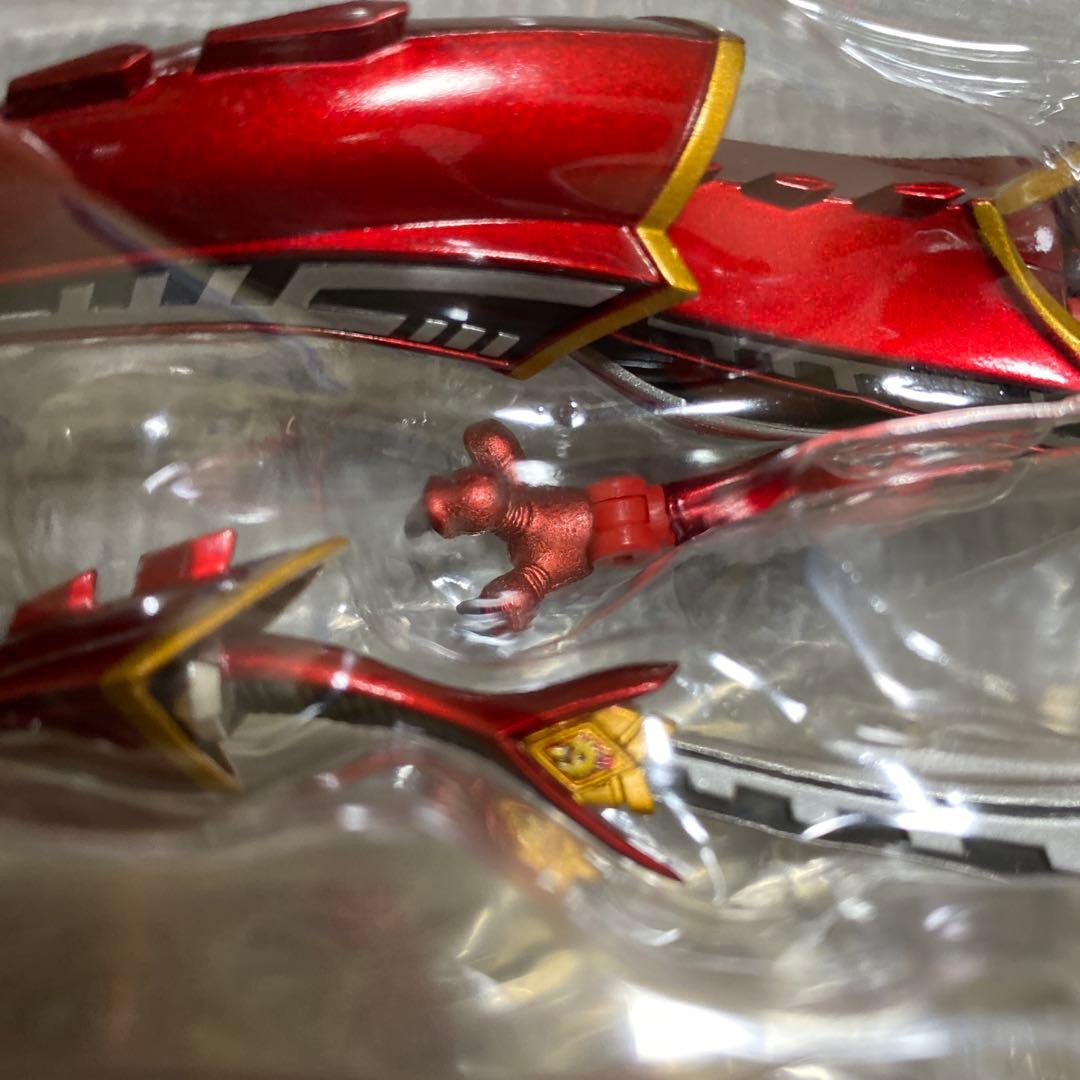 【中身未使用】s.h.figuarts 仮面ライダー龍騎　バンダイ　フィギュア