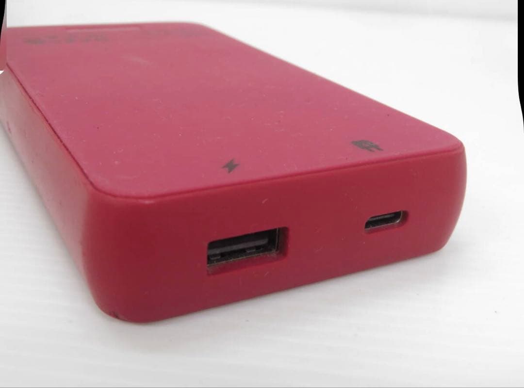 19SS Supreme モバイルバッテリー