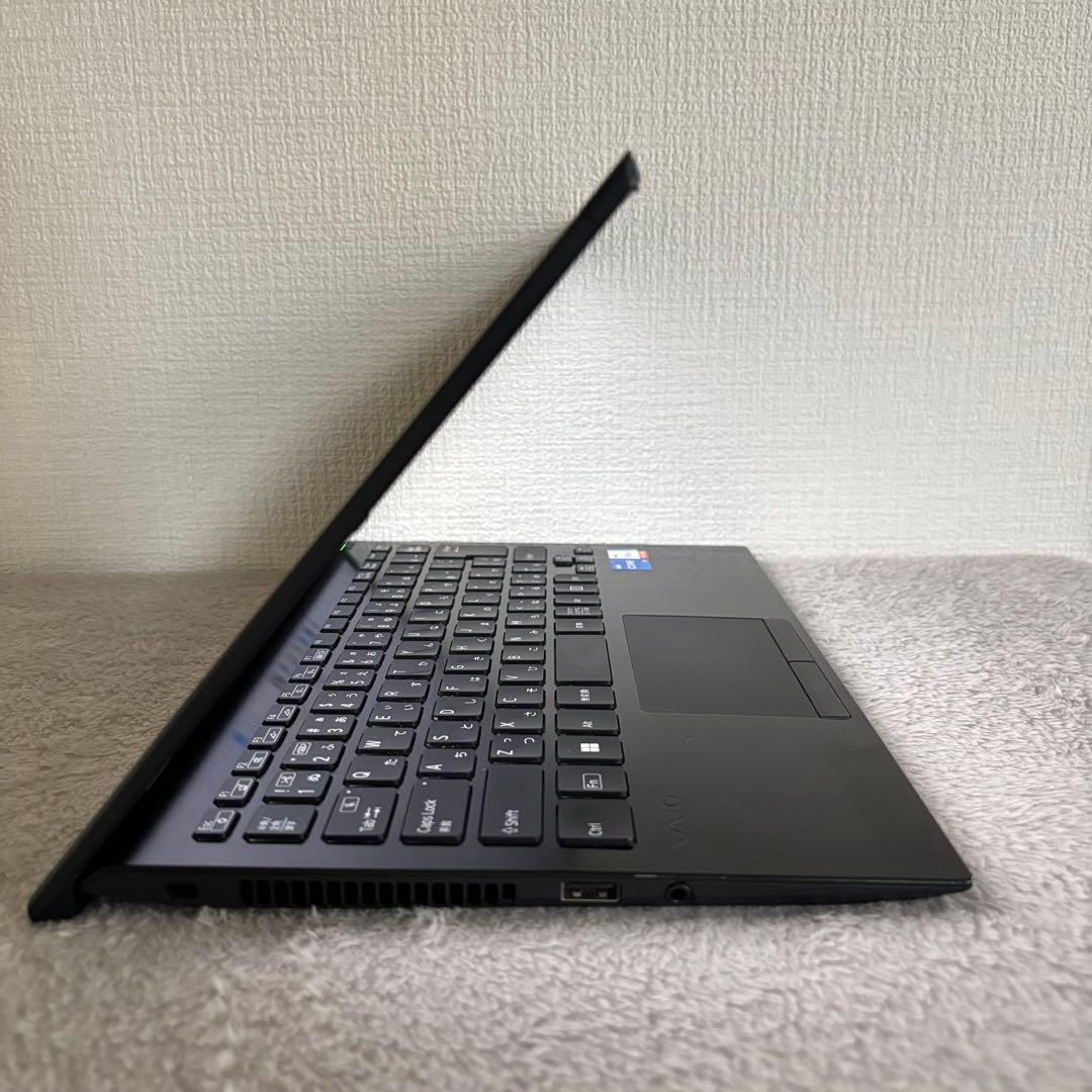 美品軽量薄型 VAIO Pro PG i5 12世代 高級ノートパソコン 512