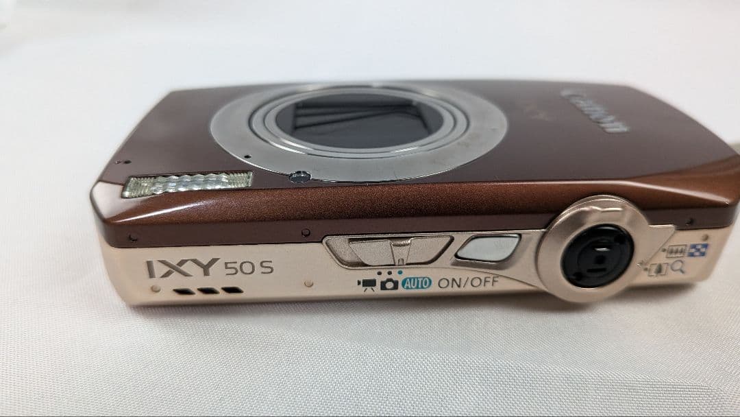 デジカメ　キャノンIXY50S
