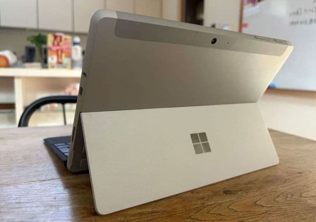 MICROSOFT SURFACE GO3 本体+　キボド