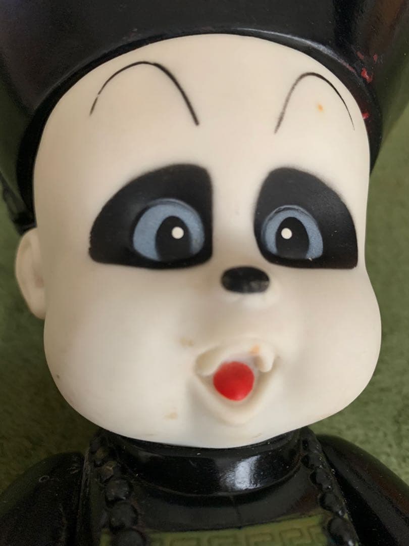 希少品　ベビーキョンシー貯金箱　ソフビ