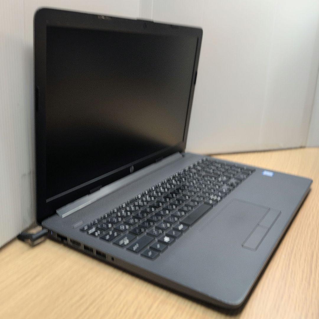 すぐ使えるノートパソコンSSDカメラ付き　　黒いパソコン