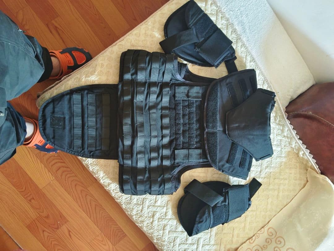 [販売最終日]フランス 特殊部隊 RAID Eximius 防弾ベスト レプリカ