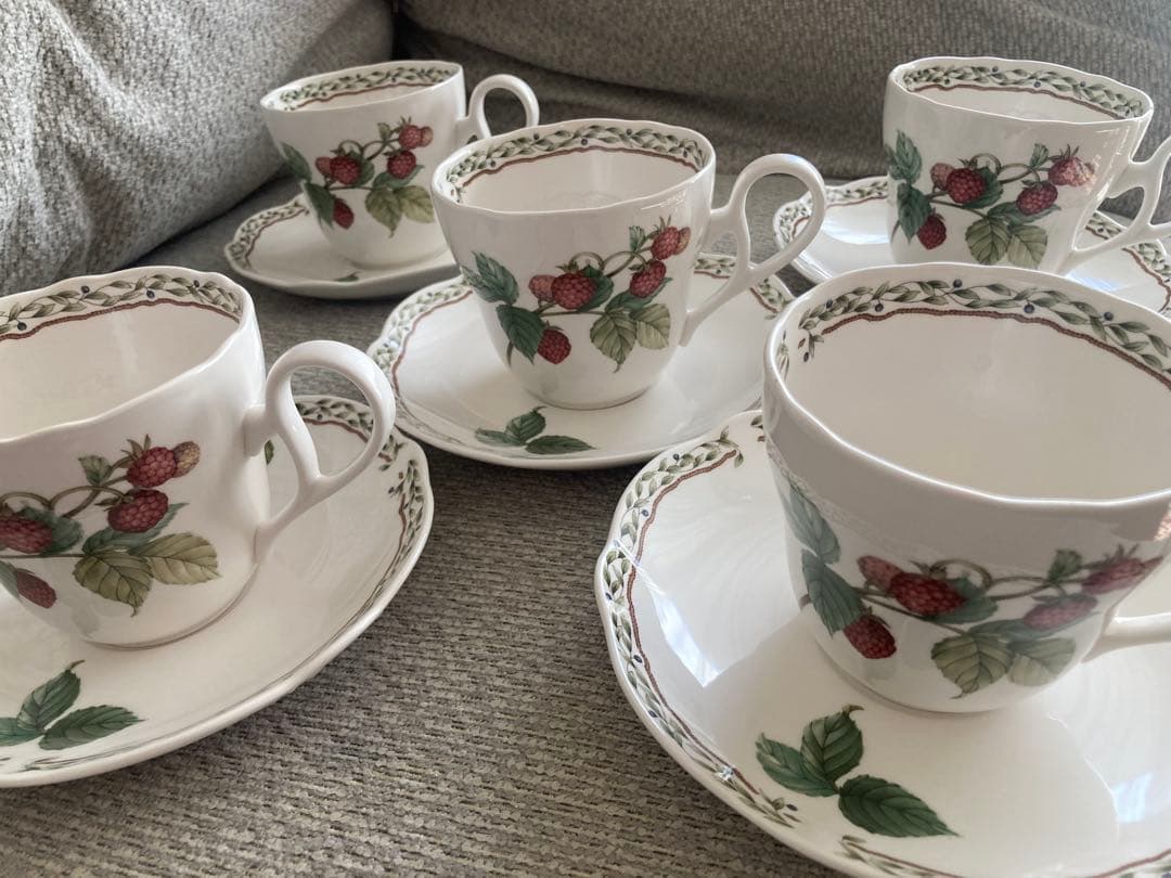 ノリタケロイヤルオーチャード食器セット