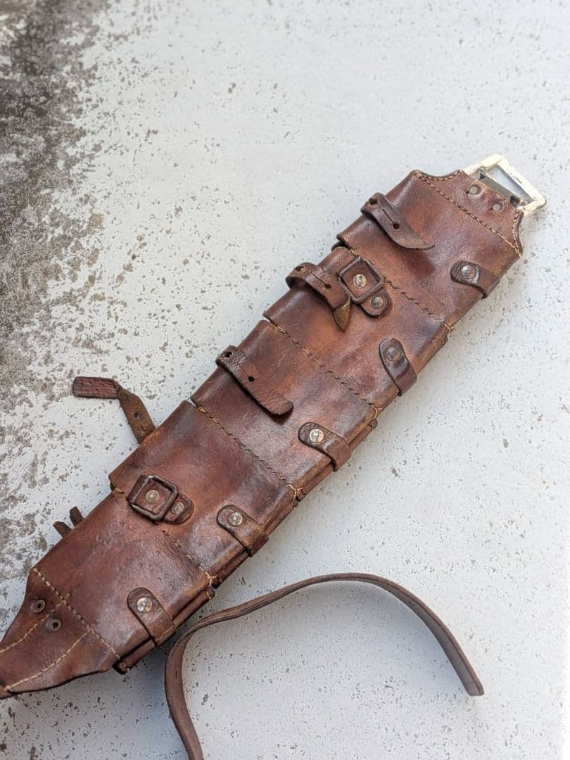 1920〜30年代 中期〜後期 スウェーデン軍 M1910 レザーバンダリア
