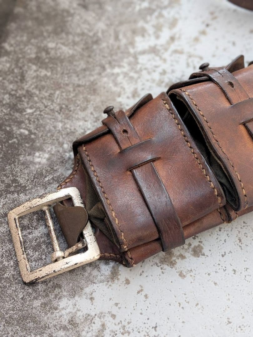 1920〜30年代 中期〜後期 スウェーデン軍 M1910 レザーバンダリア