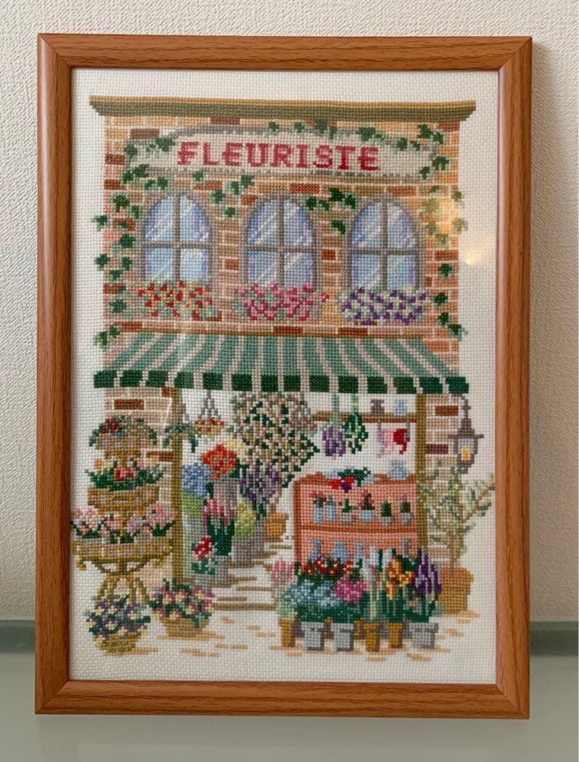 ハンドメイド　クロスステッチ完成品　フラワーショップ　ホビーラホビーレ