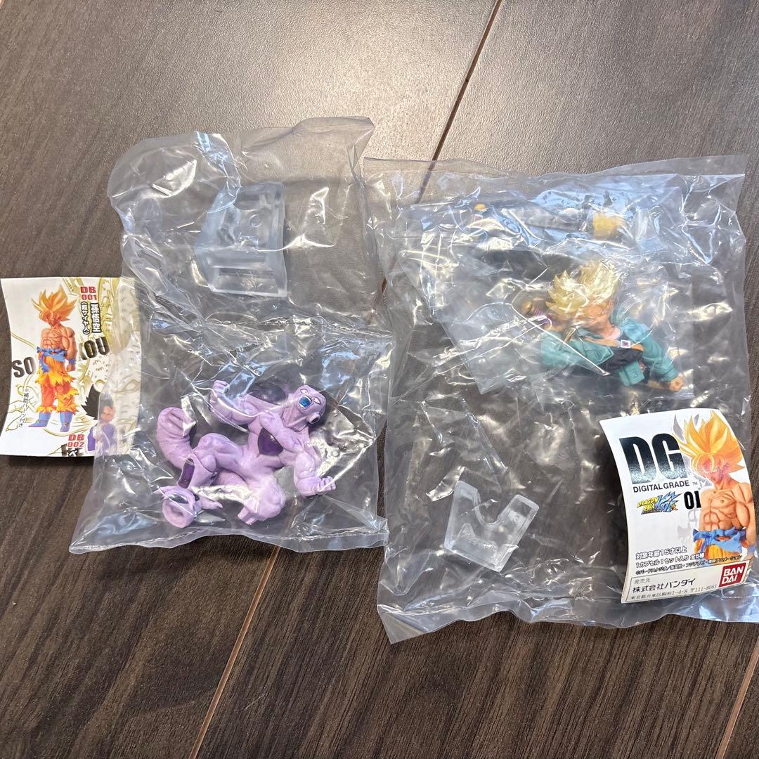【値下げ】未開封 ドラゴンボール DG トランクス＆フリーザ　フィギュア