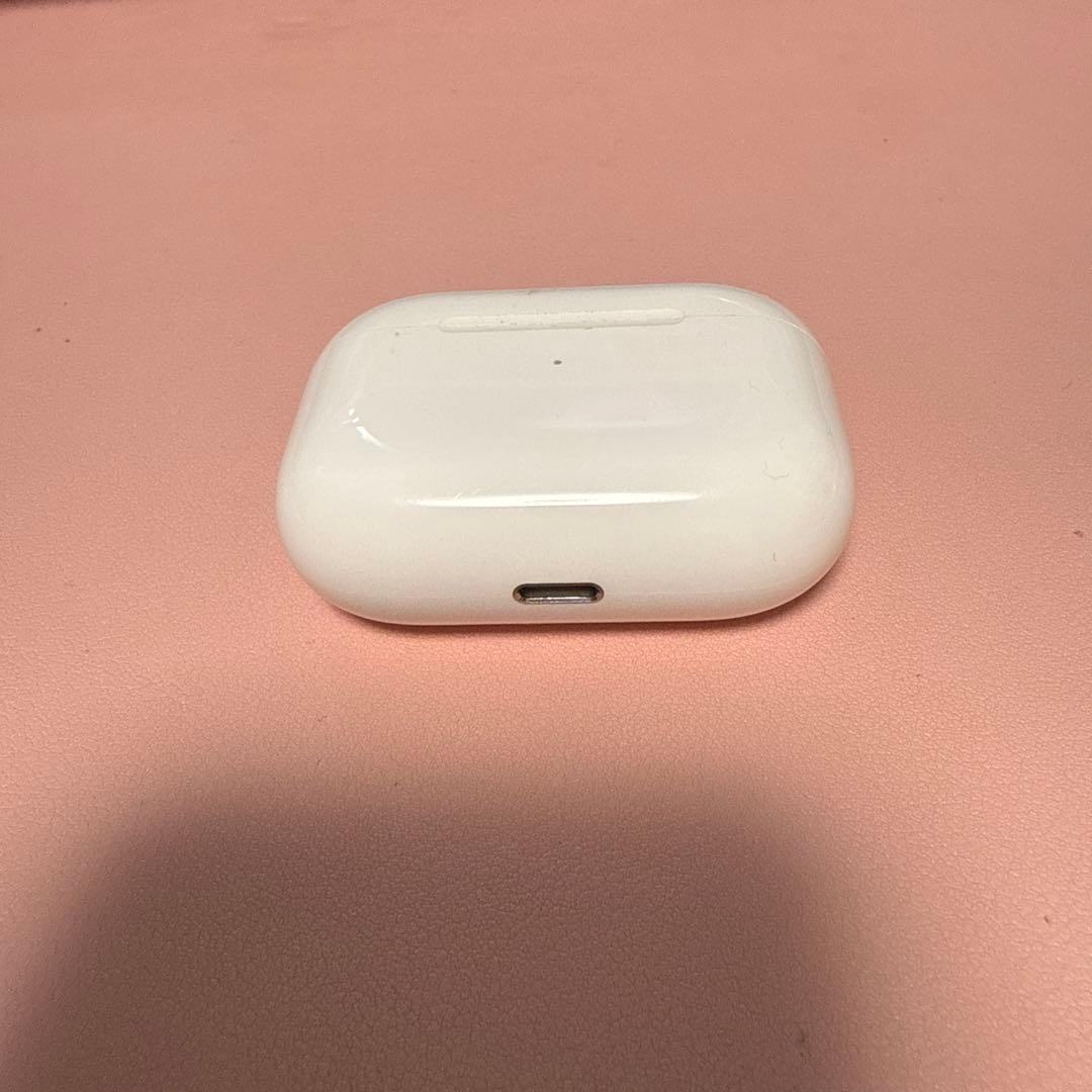 AirPods Pro 本体 ホワイト 充電ケース付き 第一世代