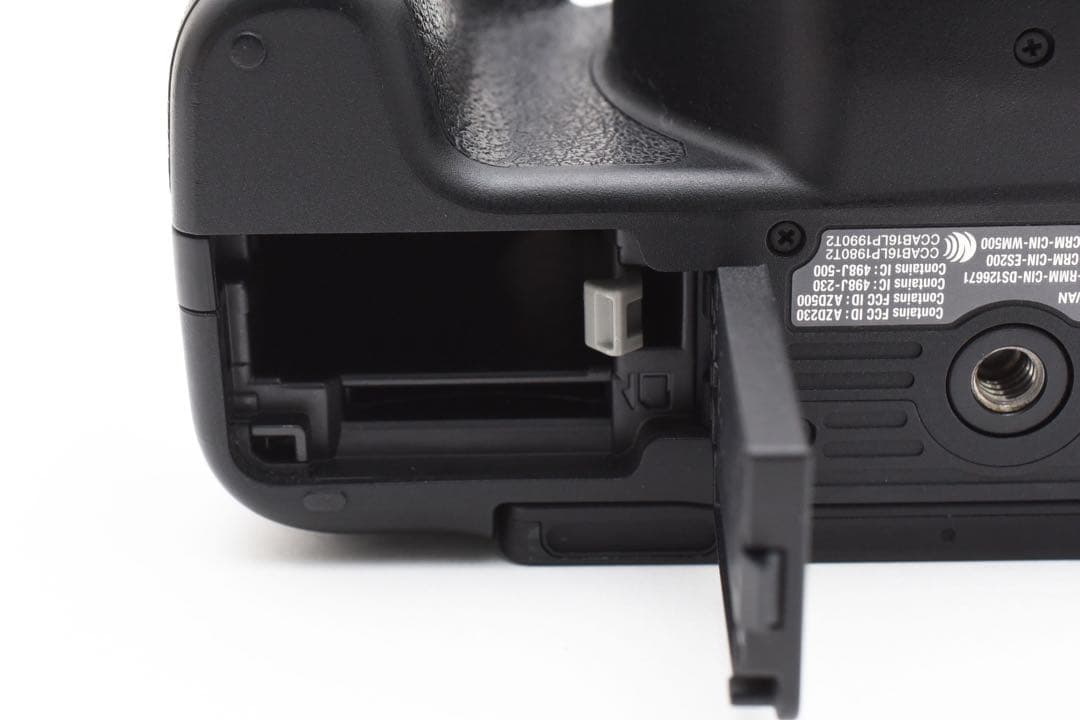 デジタル一眼レフカメラ Canon EOS Kiss X9レンズキット