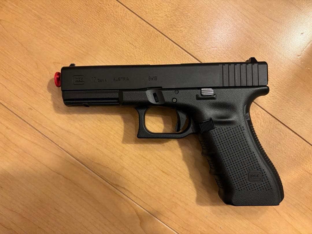 東京マルイ　ガスブローバック　グロック17Gen_4