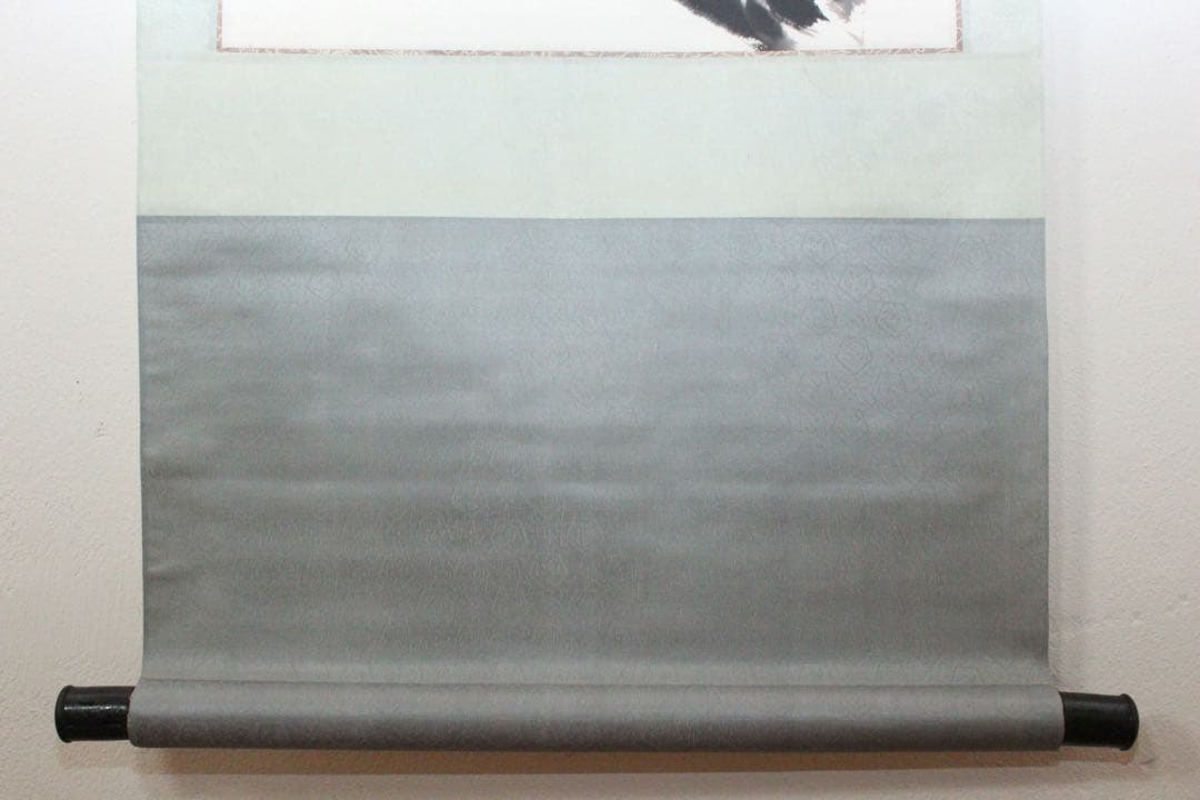 No5237 掛軸　在銘　アヤメ　菖蒲　着色紙本　中国画　墨彩　古美術　送料無料