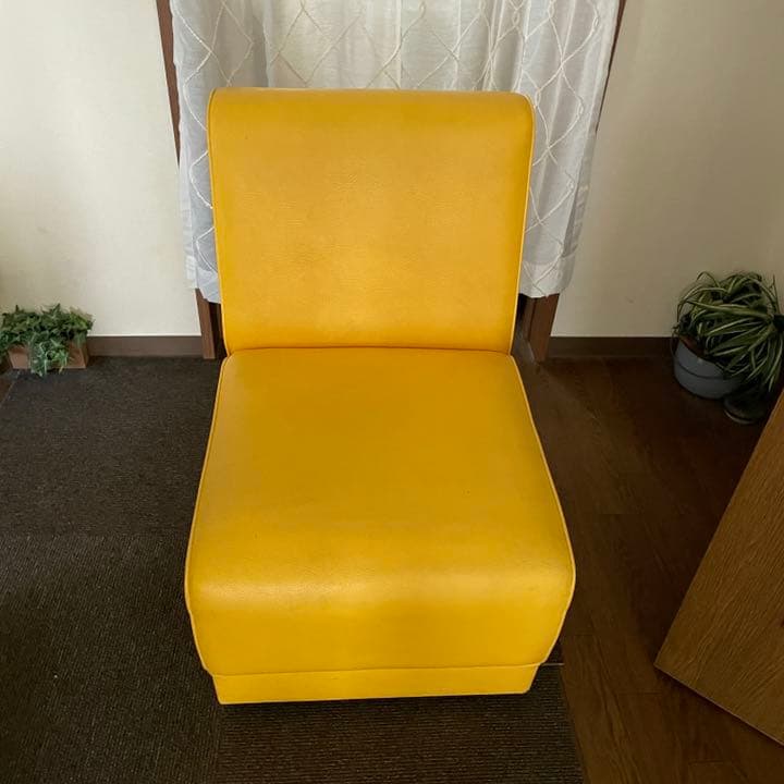 黄色♦️イエロー♦️カラーソファ♦️1人掛け⭕️ビンテージ⭕️Oliver ⭕️ロカビリー