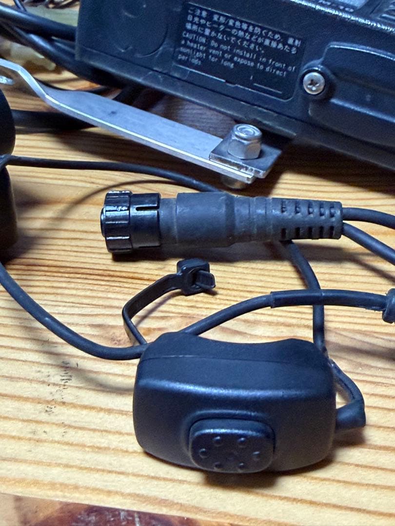 バイク用無線　FTM-10S アンテナ、ヘッドセット、取り扱い説明書付き