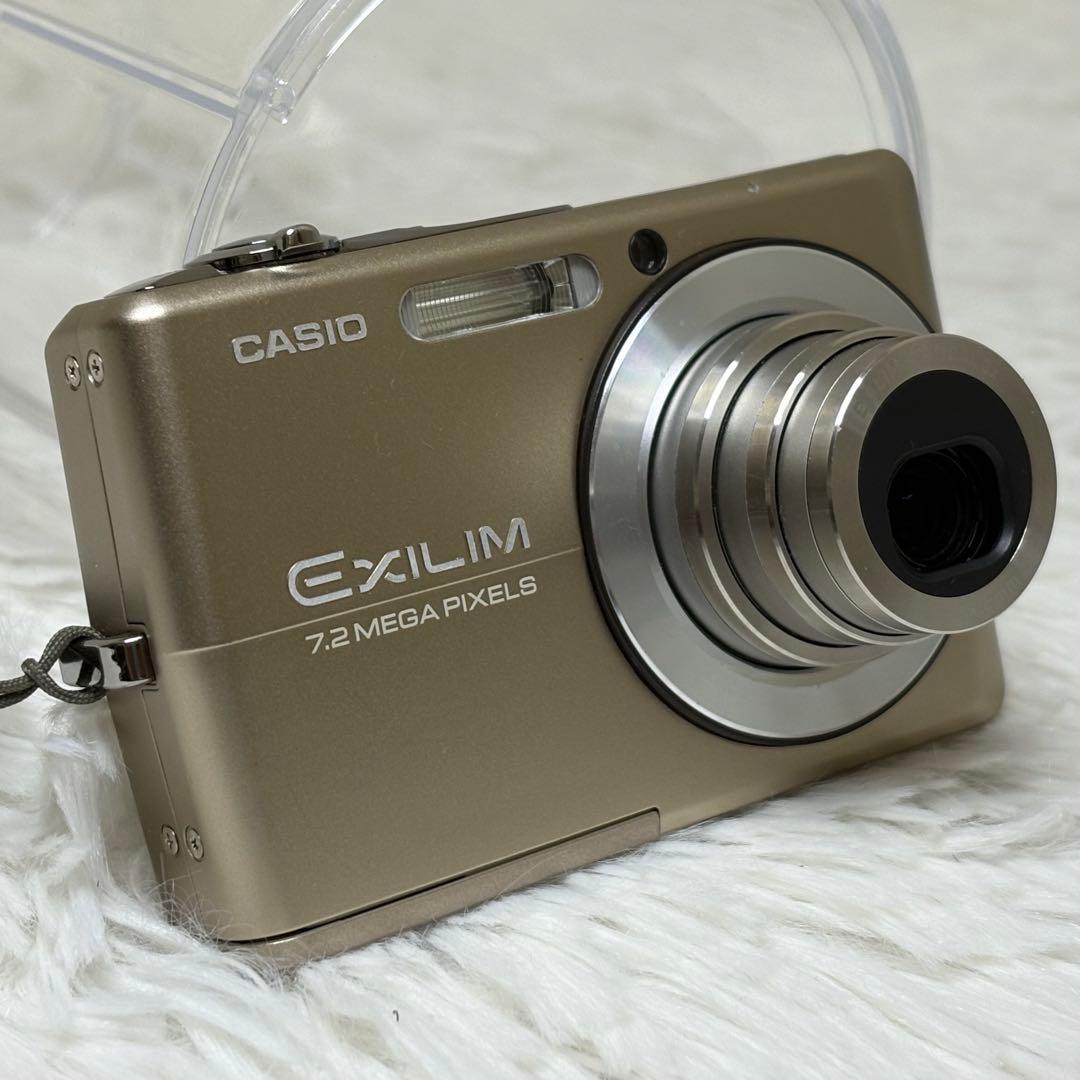 CASIO カメラ　EX-Z700 充電器　箱 ゴールド　コンデジ　動作品
