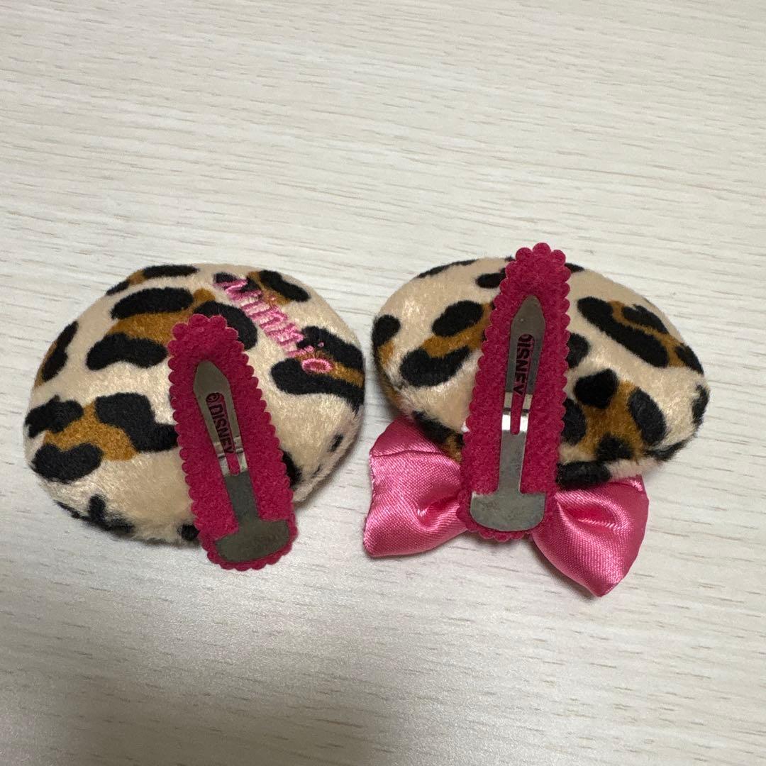 ヒョウ柄カチューシャ ピンクリボン付き