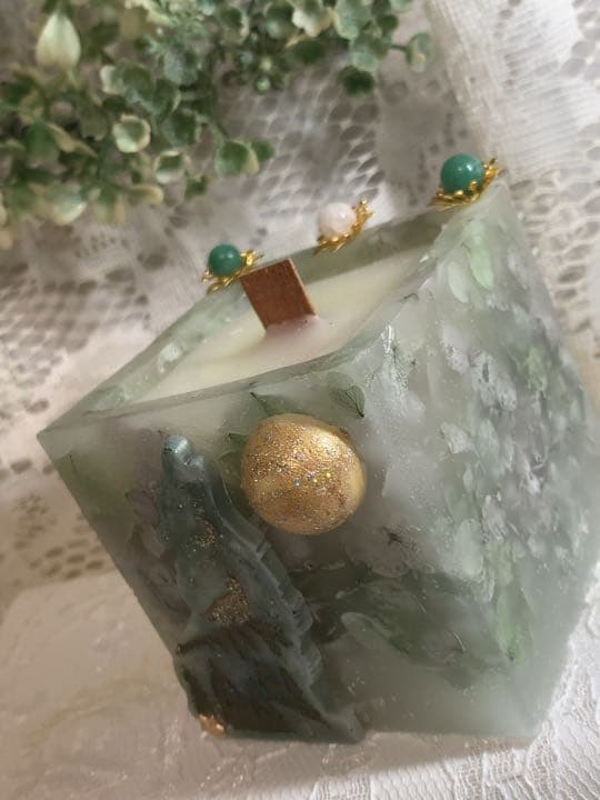 NOA3ボタニカル＆パワーストーンキャンドル オオカミさんと月❤️