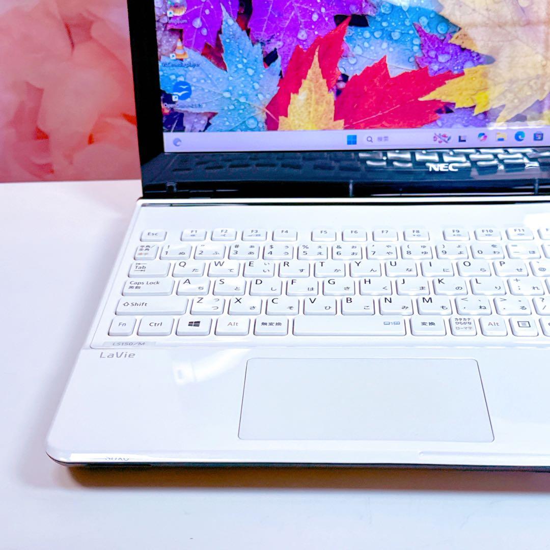 新品SSD✨windows11✨カメラ✨ノートパソコン✨オフィス✨薄型 ✨8GB