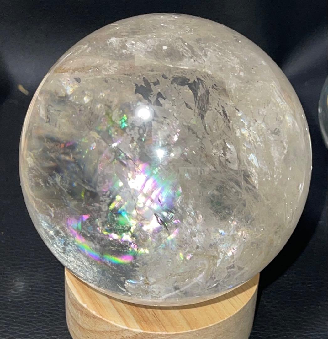 水晶　スフィア　虹入り　約8.3センチ　台座なし