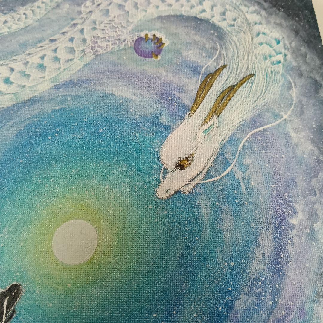 No.483 F4サイズ　大き目　龍神様　龍神絵画　白龍　黒龍　満月　開運絵画