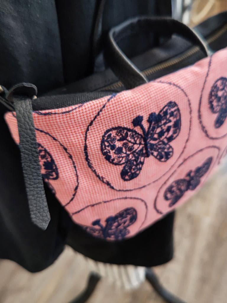 と*ん様 ミナペルホネン/forest wingフォレストウィングレッド/ミニラ