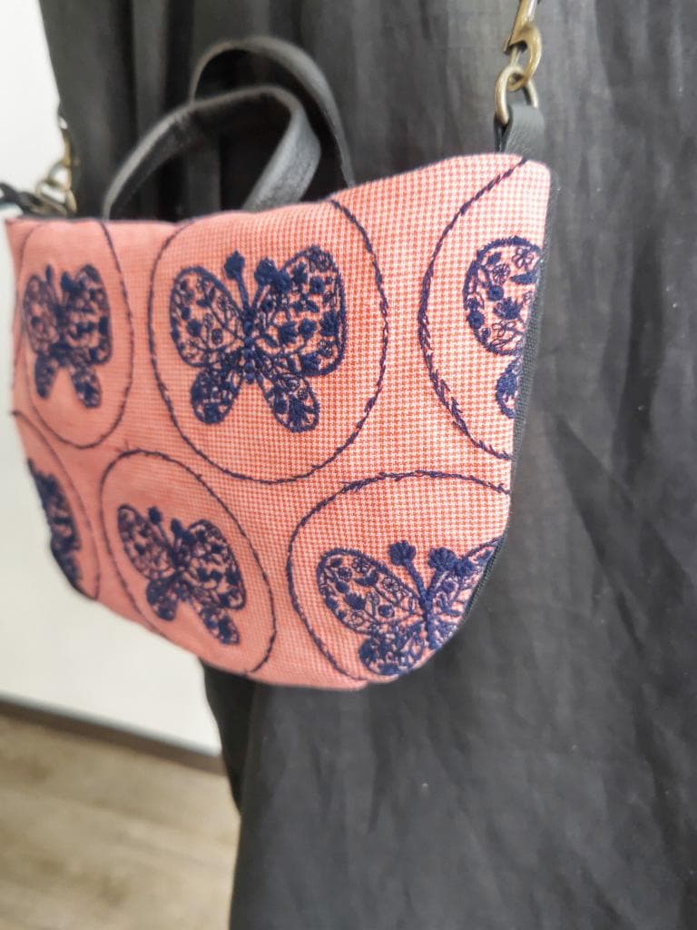 と*ん様 ミナペルホネン/forest wingフォレストウィングレッド/ミニラ