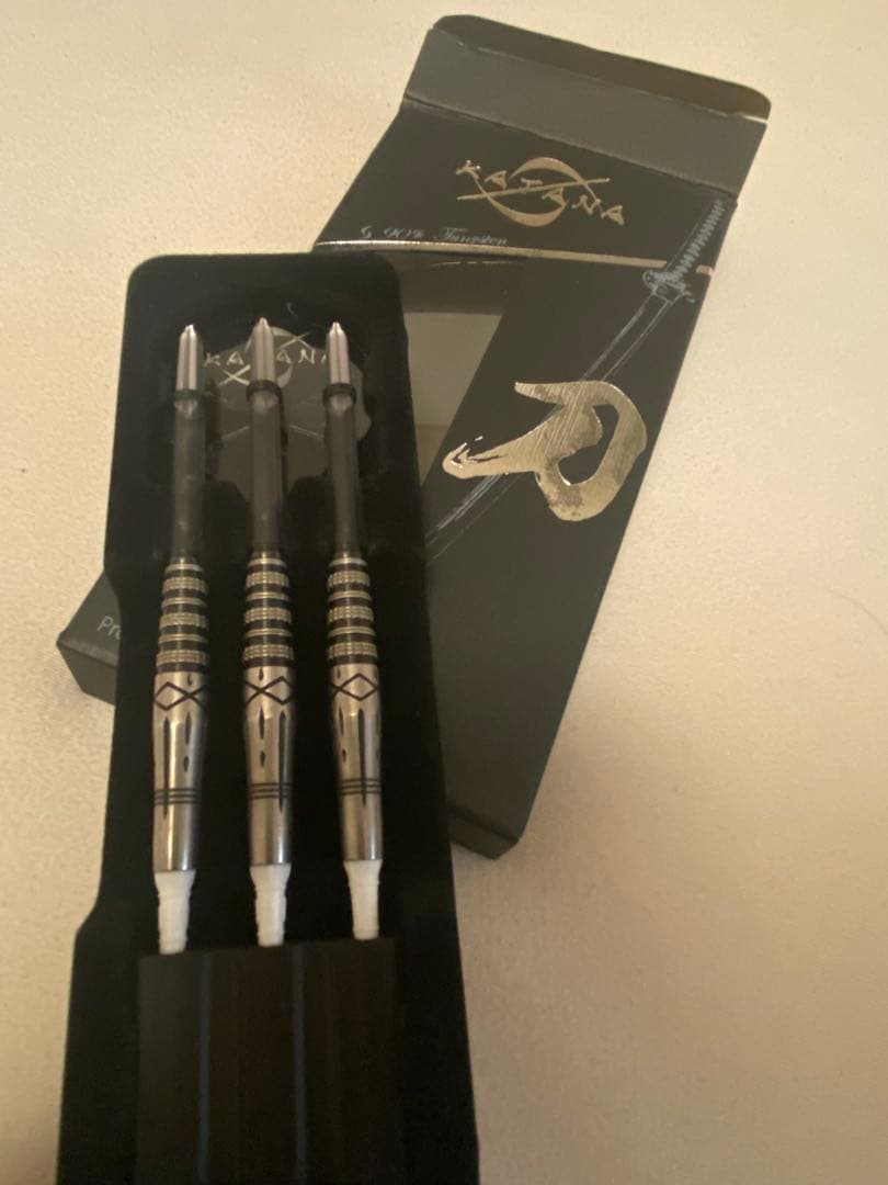 ダーツセット AFLOW & KATANA 3本入り