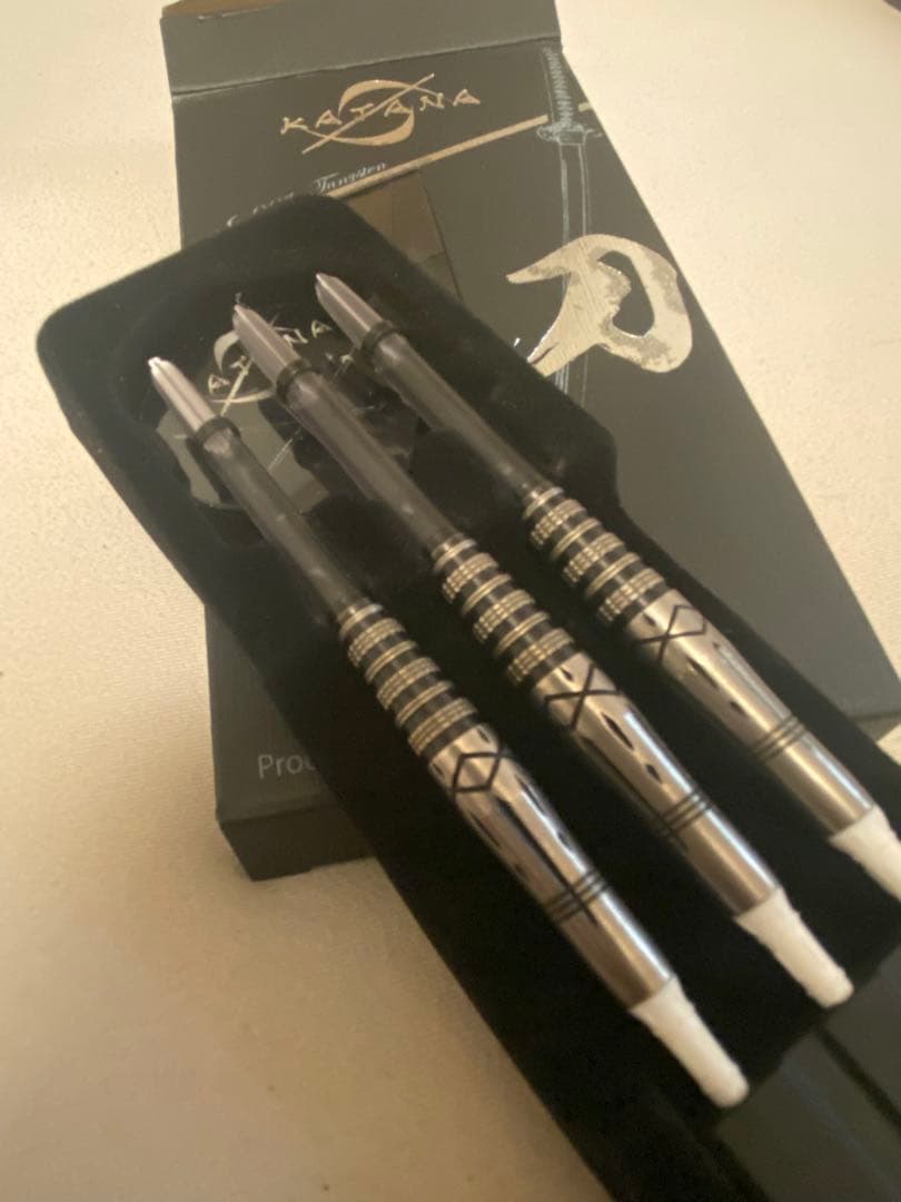 ダーツセット AFLOW & KATANA 3本入り