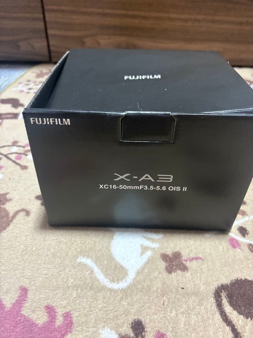 Fujifilm X-A3 XC16-50mm レンズ付き 箱付き