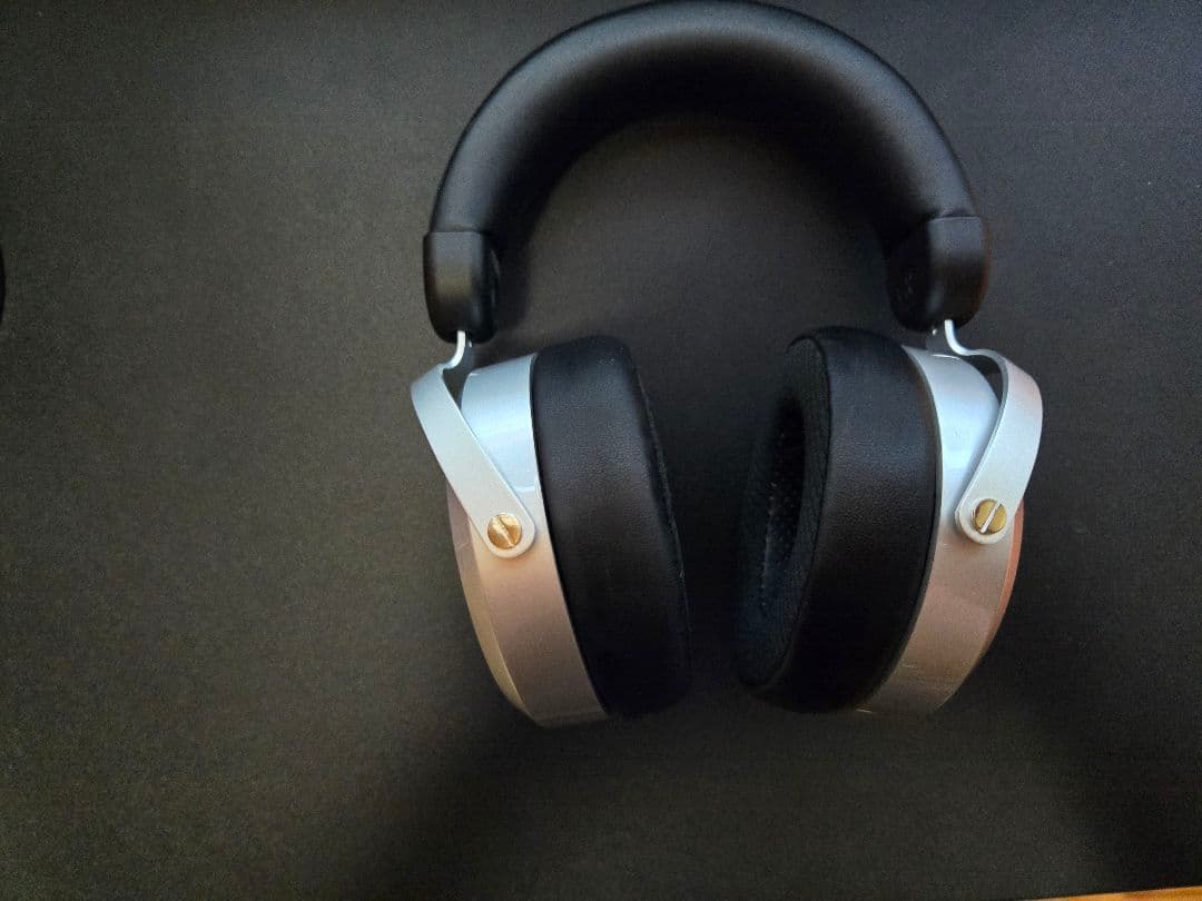 ヘッドホン Hifiman HE400se