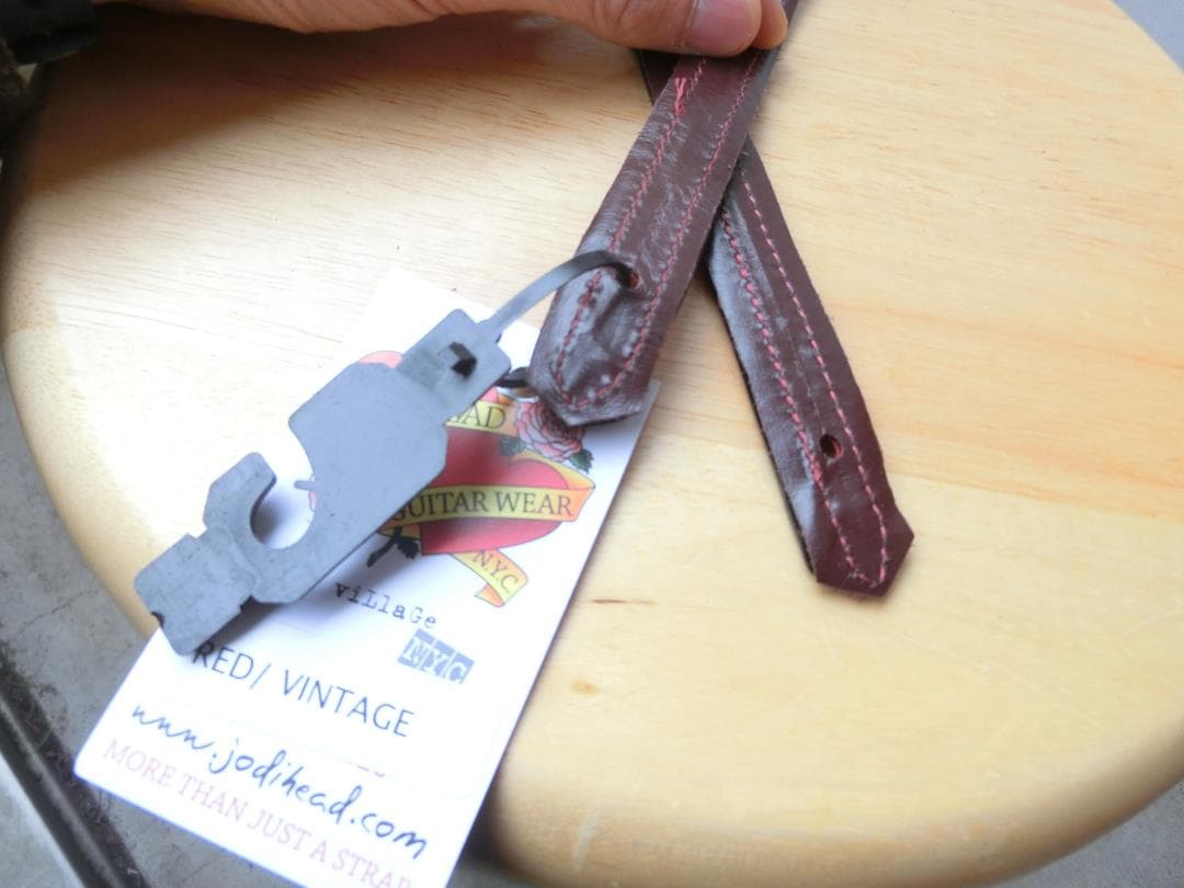 Jodi Head ジョディヘッド　ストラップ vintage 赤/黒　値引不可