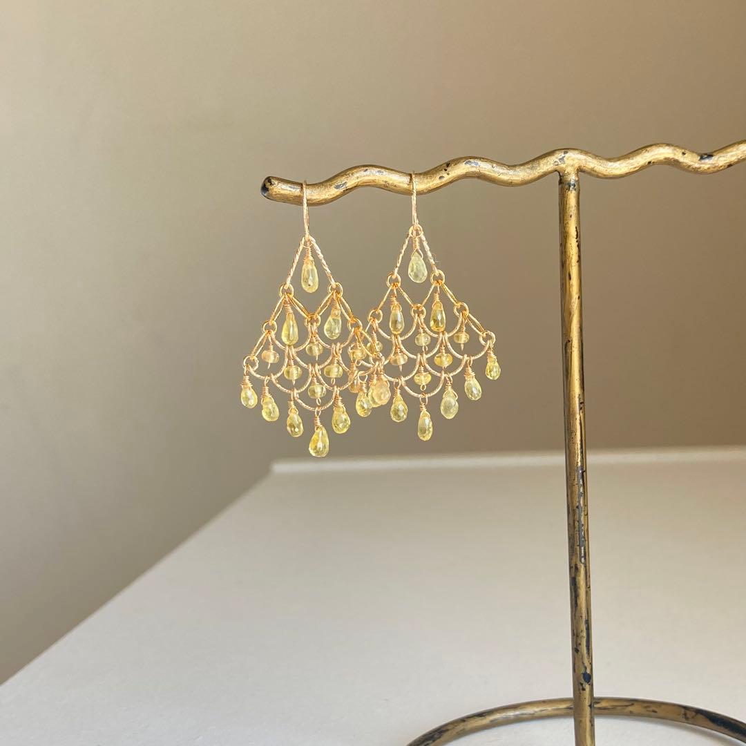 イエローサファイアのシャンデリアピアス
